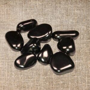 canto-rodado-shungit-2cm-3cm-pulido