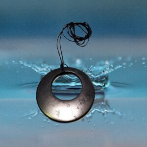 colgante-shungit-grande-en-forma-donut